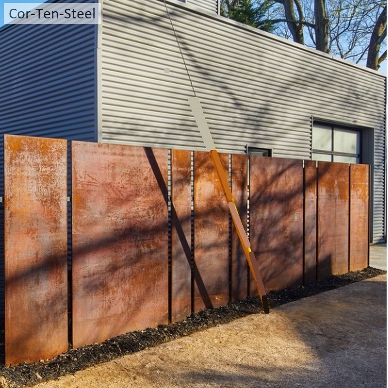 corten fence using 3 differnt panel widths
