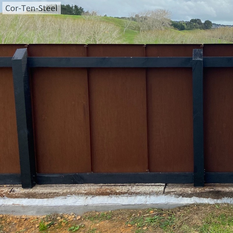 corten fence back view 1500mm tall panels